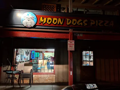 Moondog's Pizza & Dinner, business photo 3