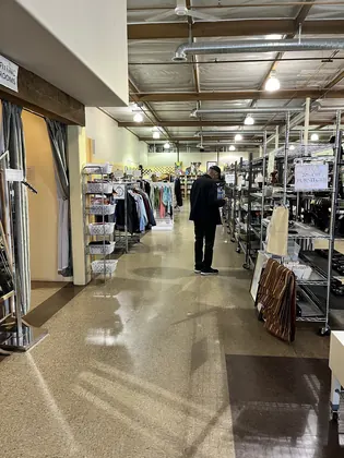 Paw's West Thrift Shop, business photo 4