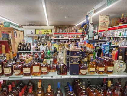 Sedona Liquors, business photo 4